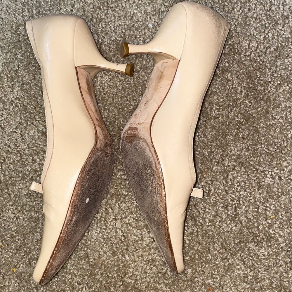 COACH LYNDA LEATHER POINTED TOE BOW KITTEN HEELS - Picture 3 of 4